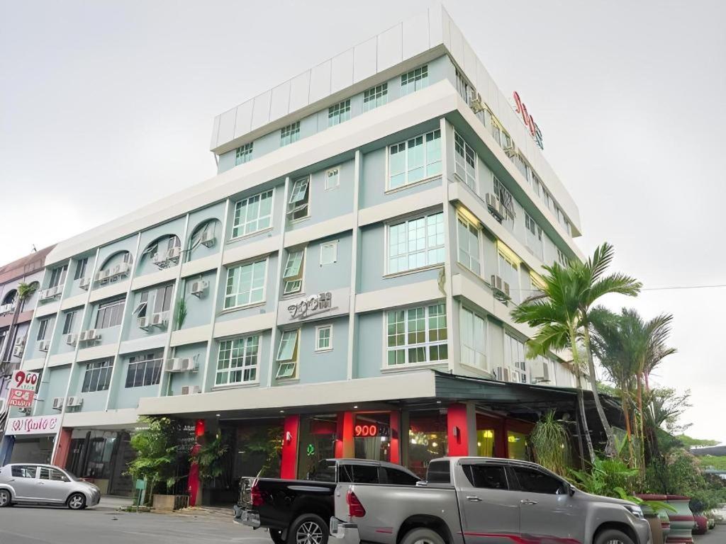 900 Inn Bintulu Buitenkant foto