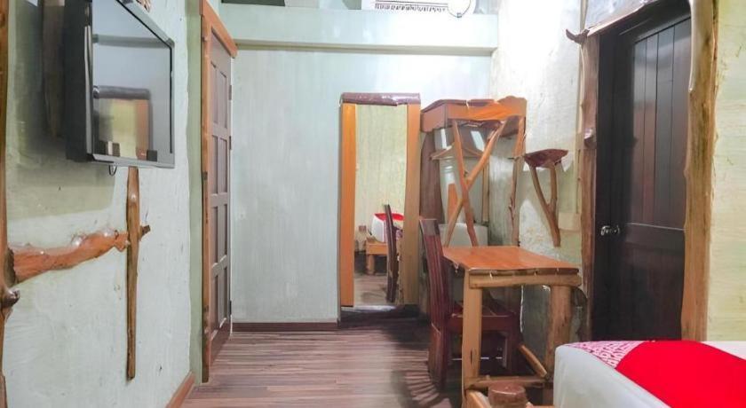 900 Inn Bintulu Buitenkant foto