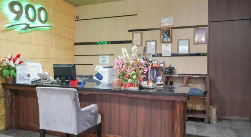 900 Inn Bintulu Buitenkant foto